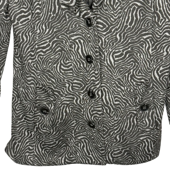 Sandro Studio Women’s Zebra Print Ruffle Front Jacket Size L Black Gray Button - Picture 9 of 14